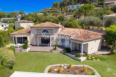 Villa - 232 m² - 6 pièces