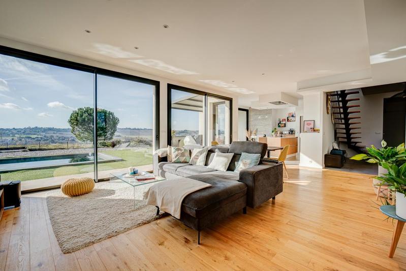 Maison - 156 m² - 5 pièces