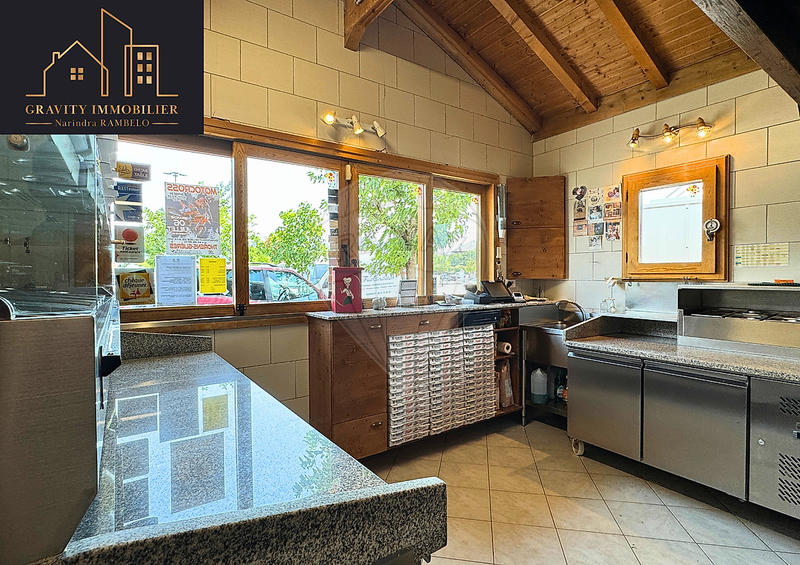 Magasins - 40 m² - 2 pièces