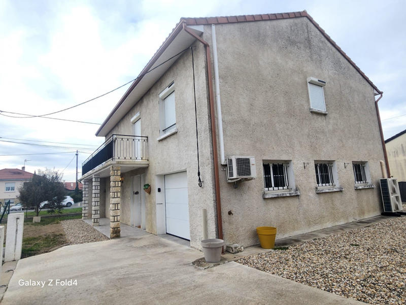 Maison - 164 m² - 8 pièces