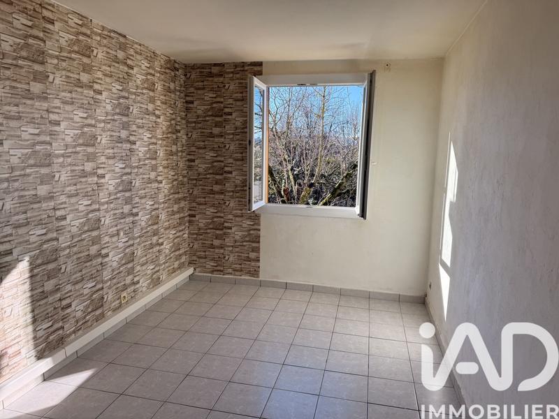 Appartement - 85 m² - 5 pièces