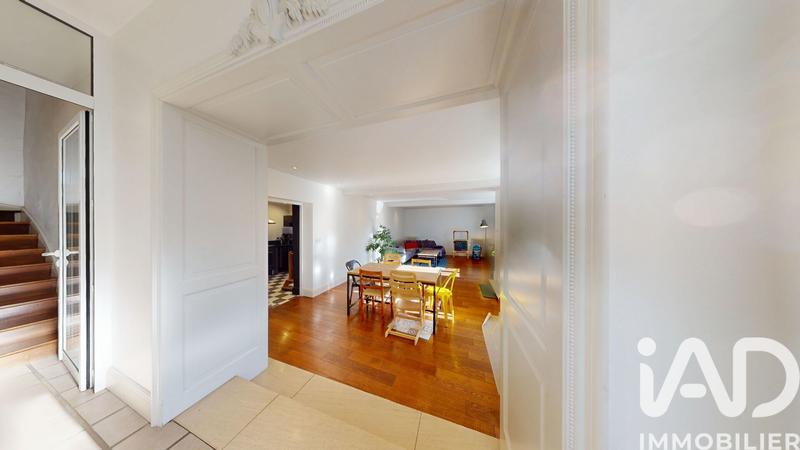 Maison - 191 m² - 5 pièces