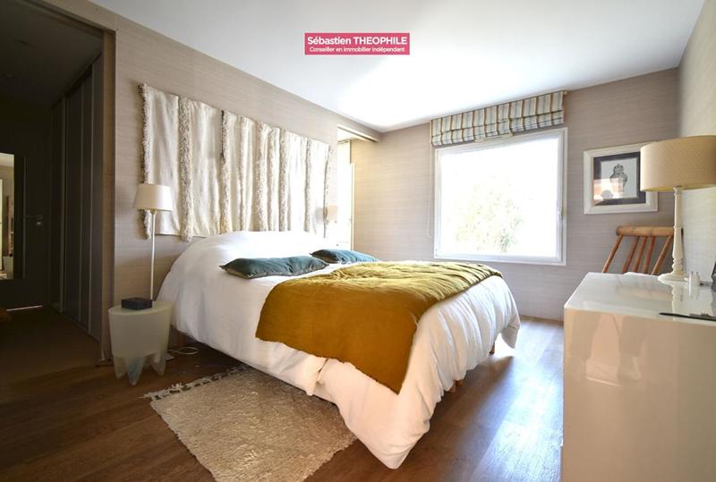 Maison - 206 m² - 7 pièces