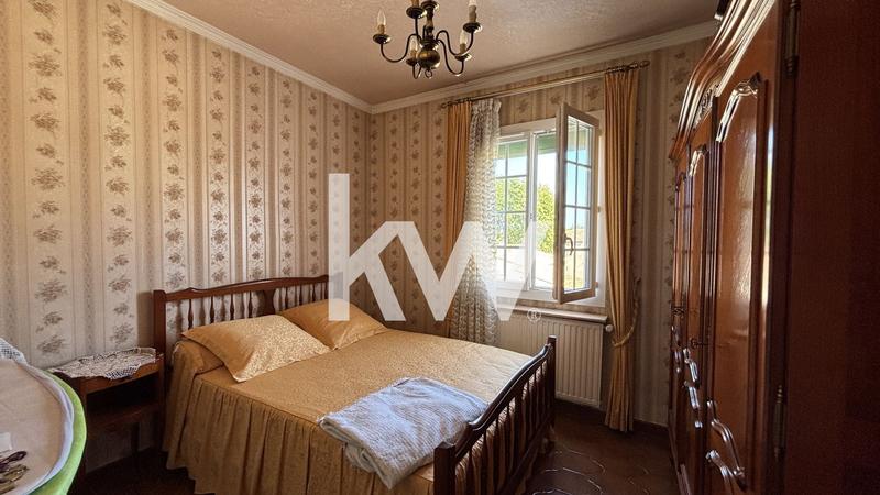 Maison - 162 m² - 5 pièces