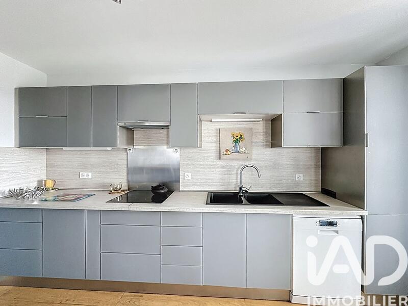 Appartement - 96 m² - 4 pièces