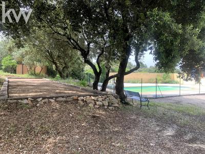 Maison provençale - 181 m² - 7 pièces