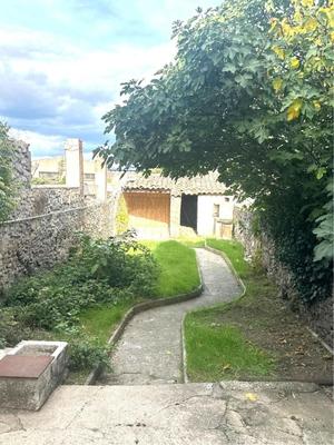 Maison - 141 m² - 5 pièces