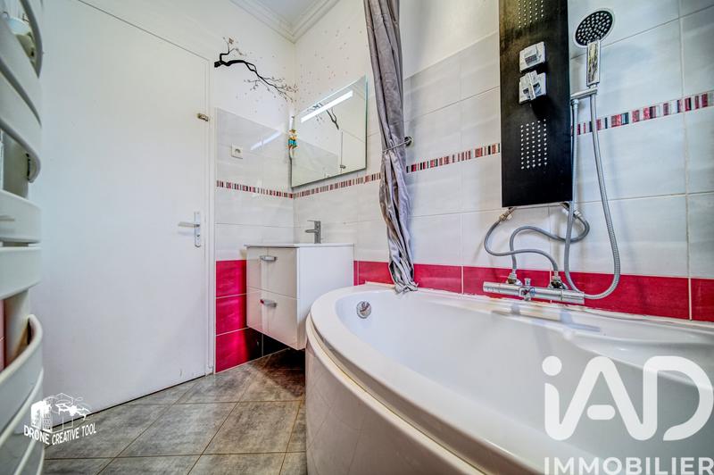 Maison - 97 m² - 5 pièces