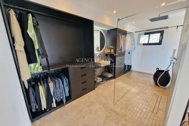 Villa - 180 m² - 7 pièces