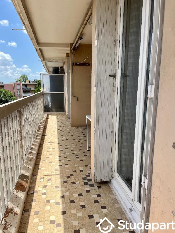 Chambre - 9 m² - 1 pièce