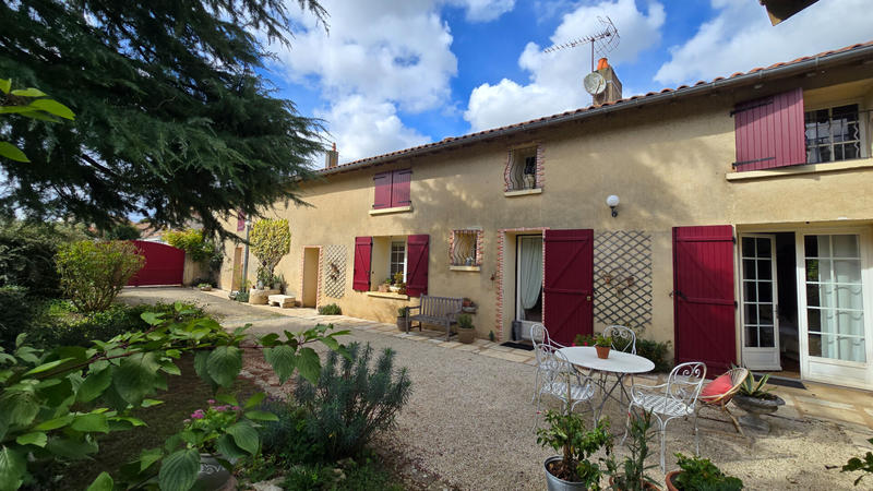 Maison - 146 m² - 6 pièces