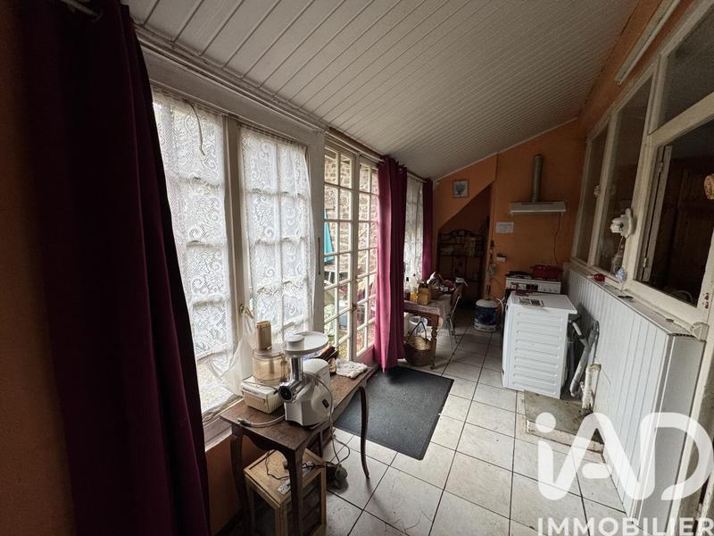 Maison - 218 m² - 7 pièces