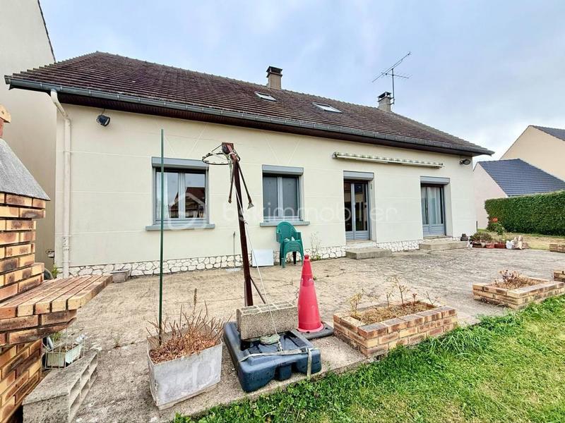 Maison - 161 m² - 7 pièces