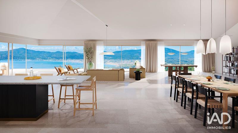 Maison - 397 m² - 6 pièces