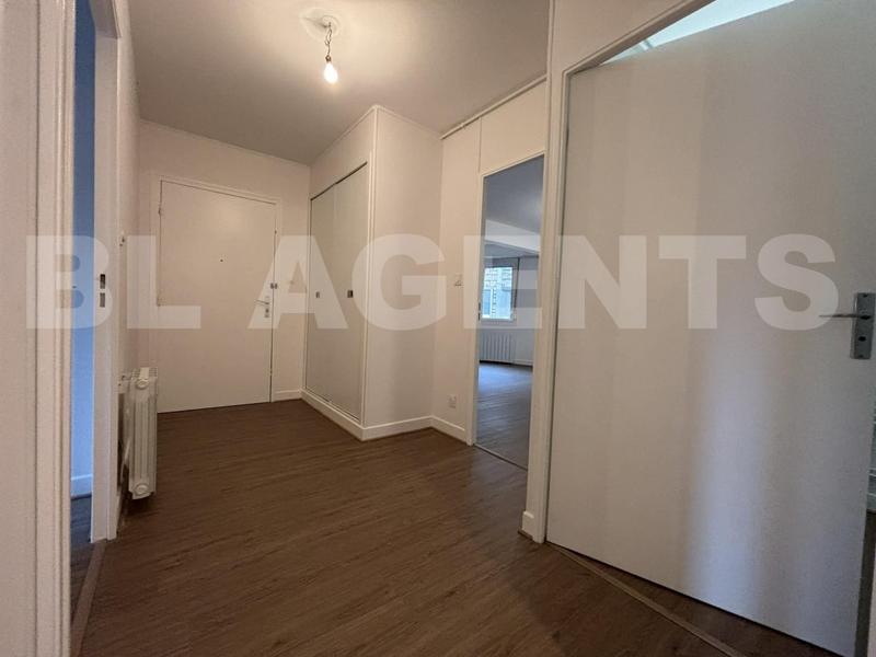 Appartement - 79 m² - 3 pièces