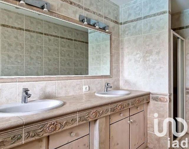 Maison - 165 m² - 7 pièces