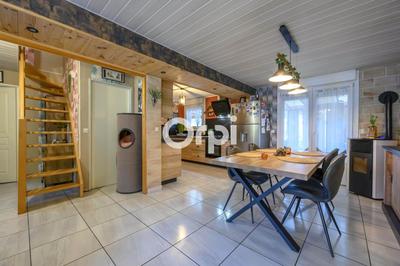 Maison - 82 m² - 4 pièces