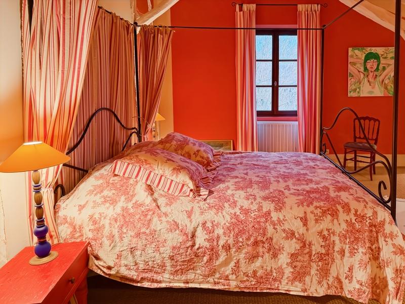 Maison en pierre - 302 m² - 8 pièces