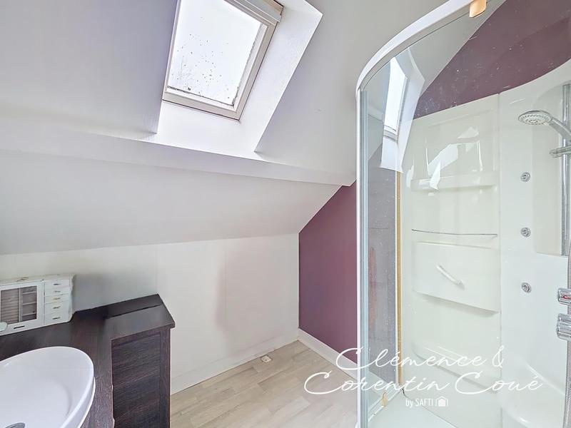 Maison - 176 m² - 7 pièces