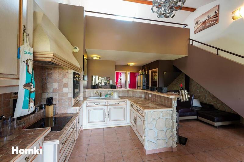 Appartement - 60 m² - 4 pièces