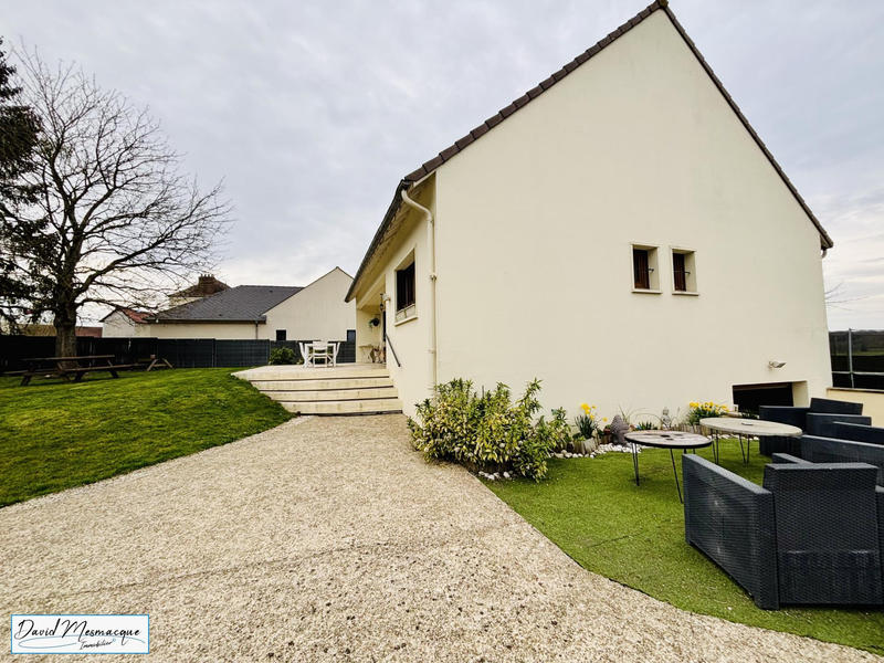 Maison - 160 m² - 5 pièces