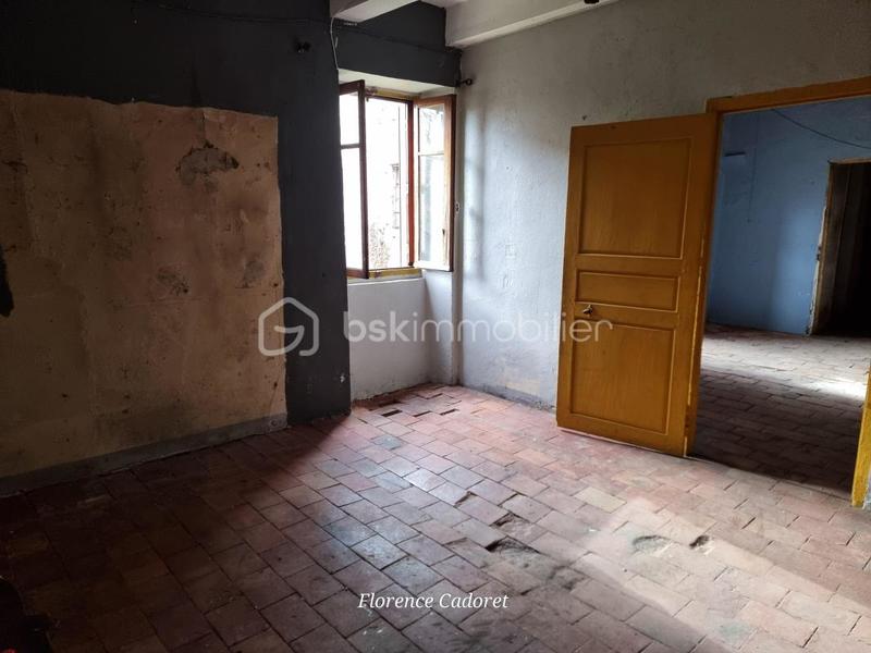 Maison - 400 m² - 10 pièces