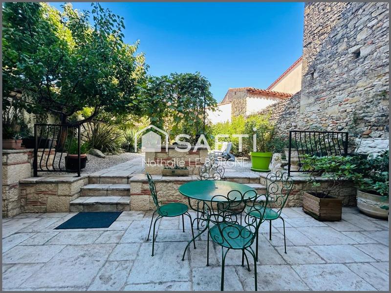 Maison - 247 m² - 7 pièces