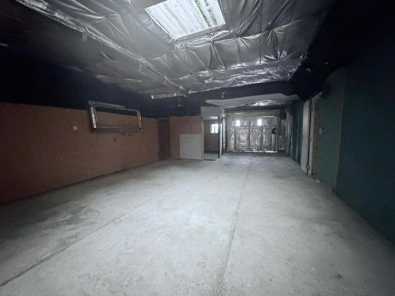 Maison - 205 m² - 6 pièces