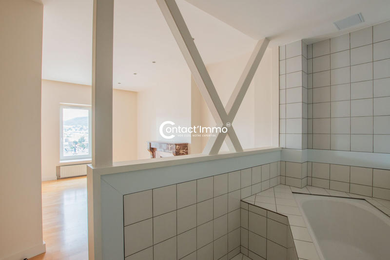 Duplex - 142 m² - 5 pièces