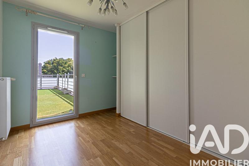 Appartement - 111 m² - 5 pièces