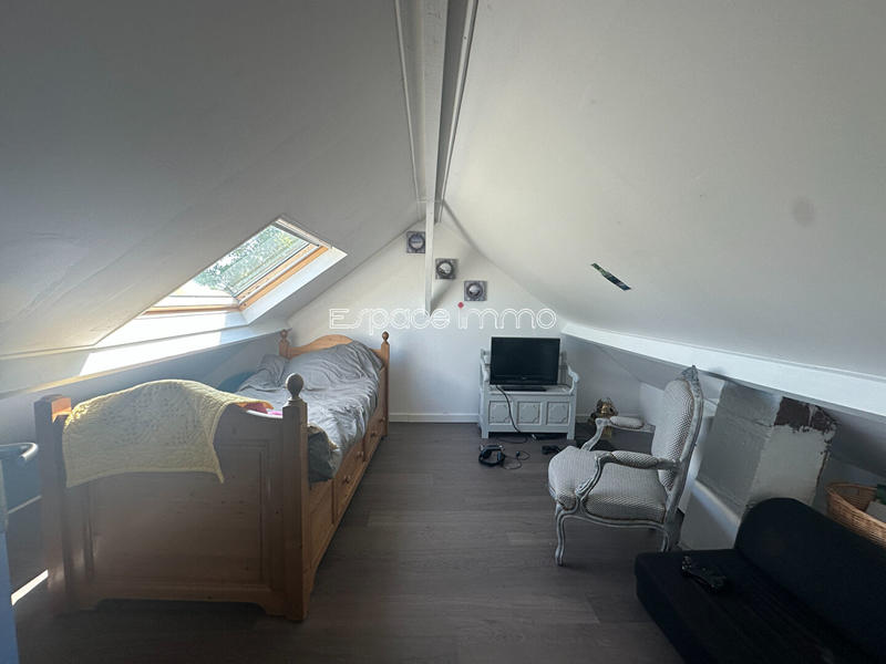 Maison - 137 m² - 6 pièces