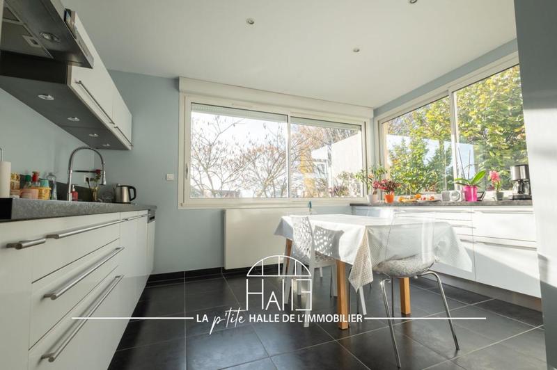 Maison - 123 m² - 6 pièces