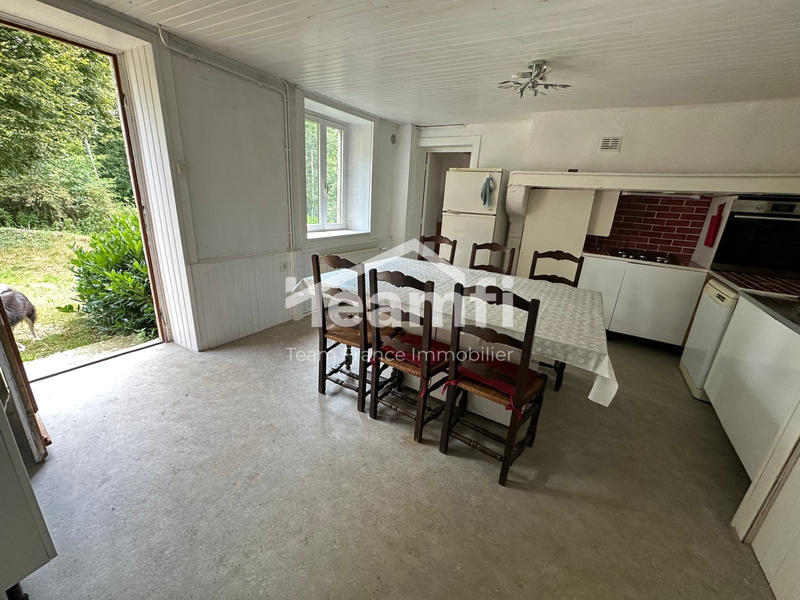 Maison - 259 m² - 10 pièces