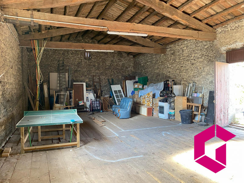 Ferme - 240 m² - 2 pièces