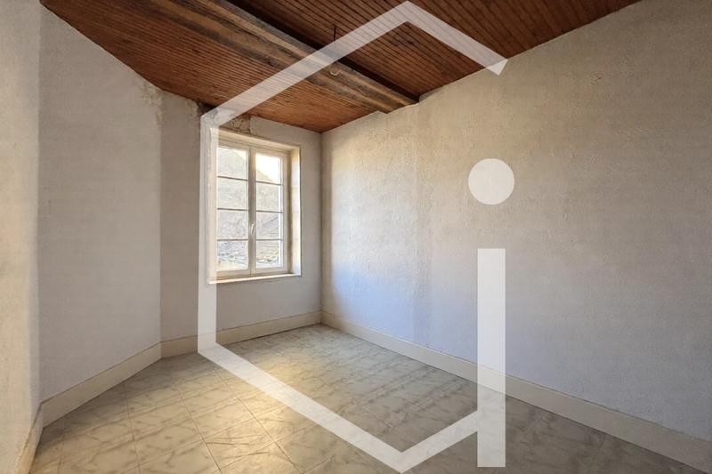 Maison - 218 m² - 9 pièces