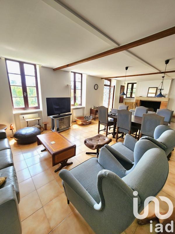 Maison - 220 m² - 5 pièces