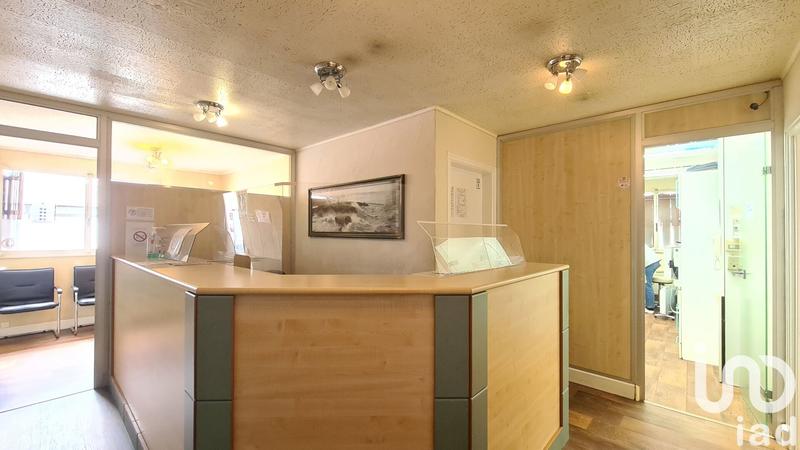 Appartement - 93 m² - 7 pièces