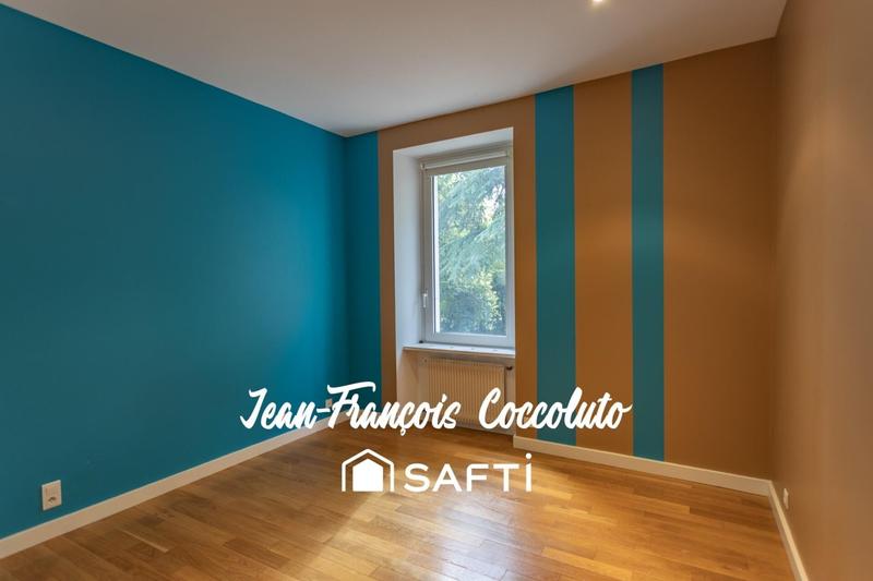 Maison de maîtres - 446 m² - 15 pièces