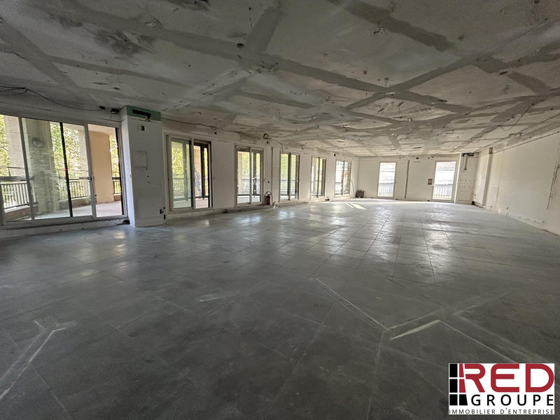 Bureau - 174 m²