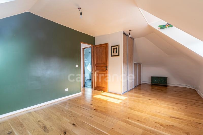 Maison - 157 m² - 5 pièces