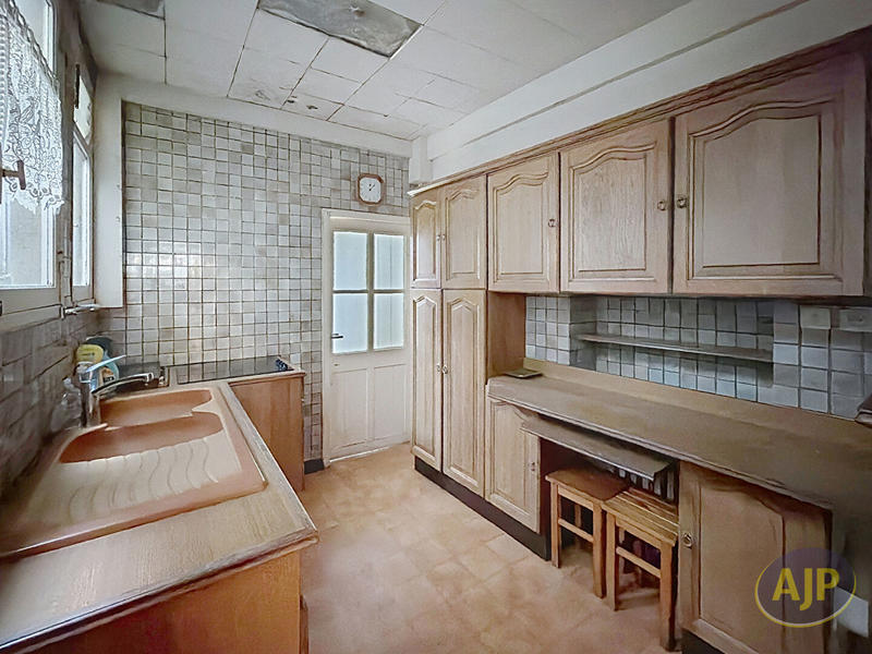 Maison - 121 m² - 6 pièces