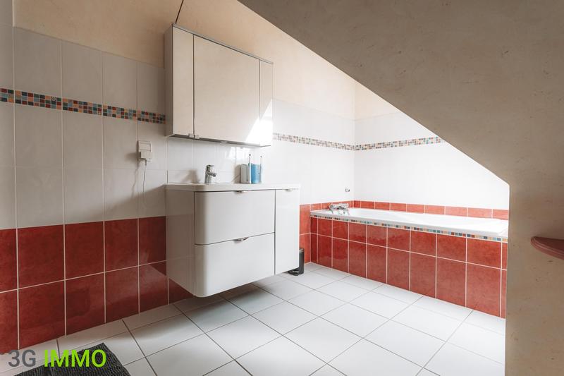 Maison contemporaine - 198 m² - 6 pièces