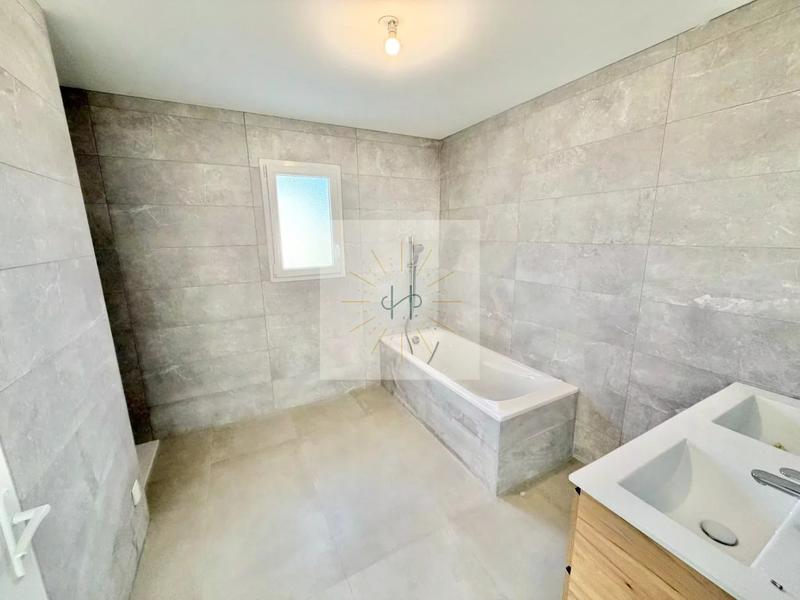 Maison - 130 m² - 4 pièces