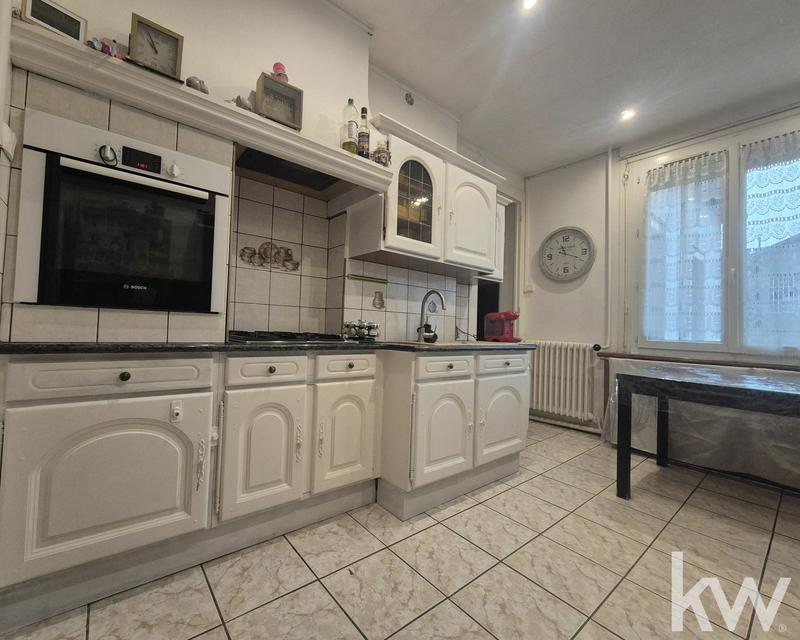 Appartement - 125 m² - 5 pièces