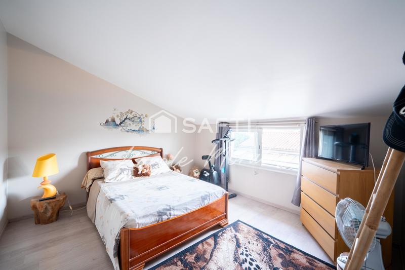 Maison - 170 m² - 6 pièces