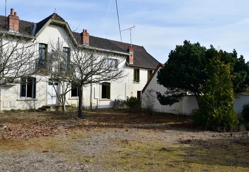 Appartement - 98 m² - 5 pièces