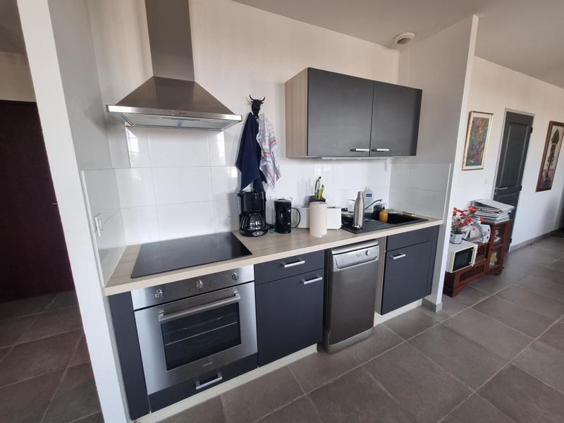 Appartement - 99 m² - 5 pièces