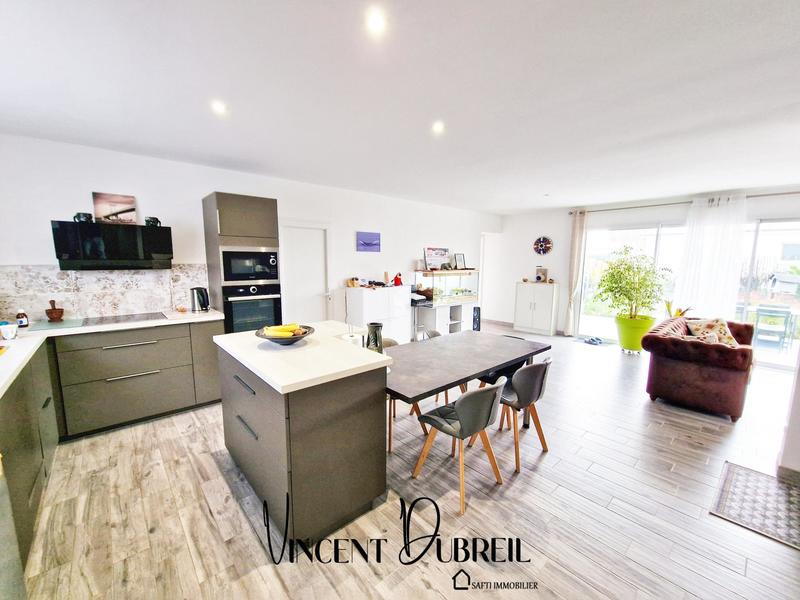 Maison - 117 m² - 7 pièces