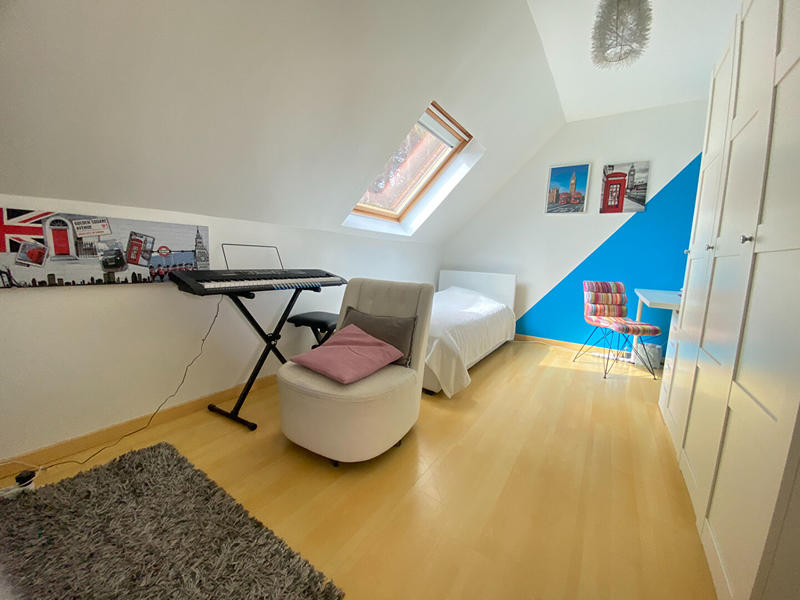 Maison - 177 m² - 8 pièces