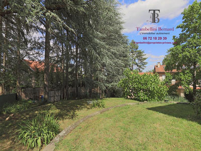 Demeure - 185 m² - 7 pièces